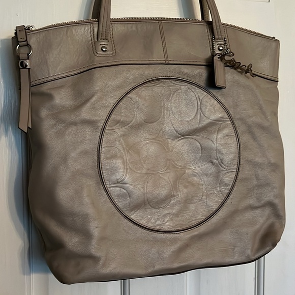 Coach Laura Signature bag - Picture 3 of 16